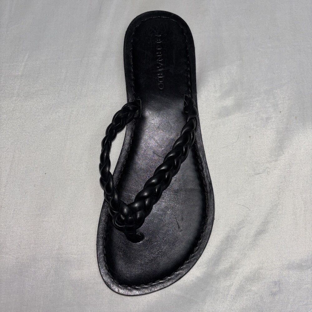 Bernardo Black Braided Leather Flip Flop Sandals Women’s Size 9M Brazil - Picture 5 of 6